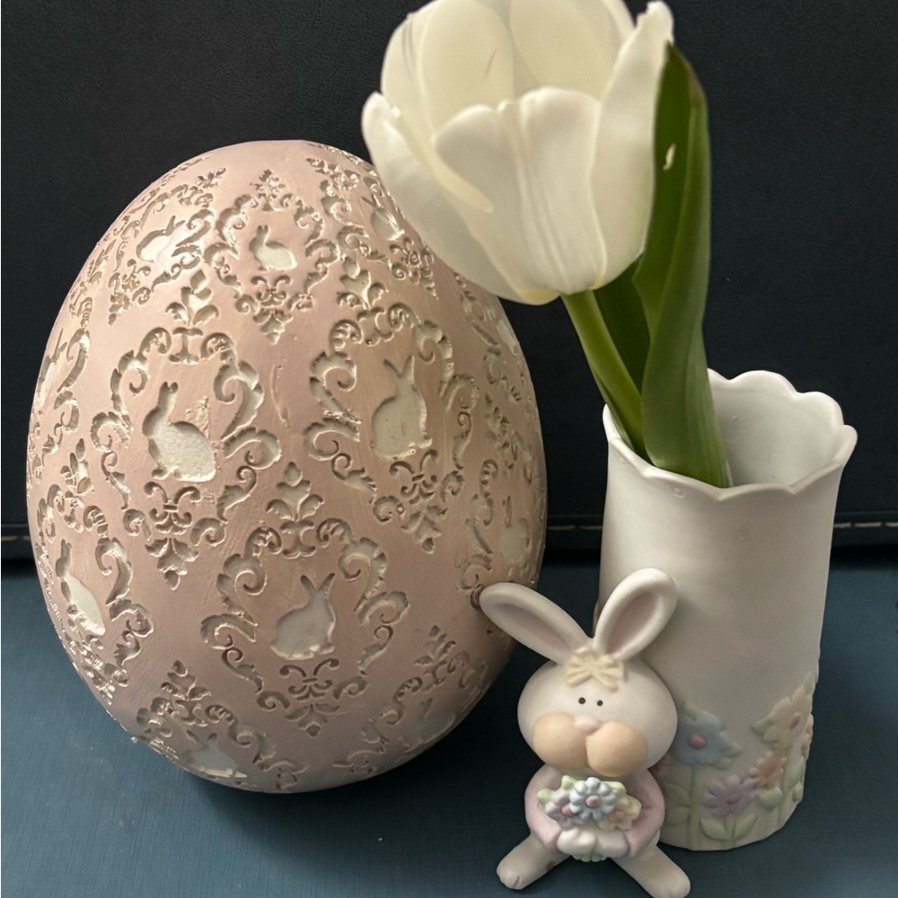George good bunny vase &!Pink Decorative ostrich Egg Victorian style decor